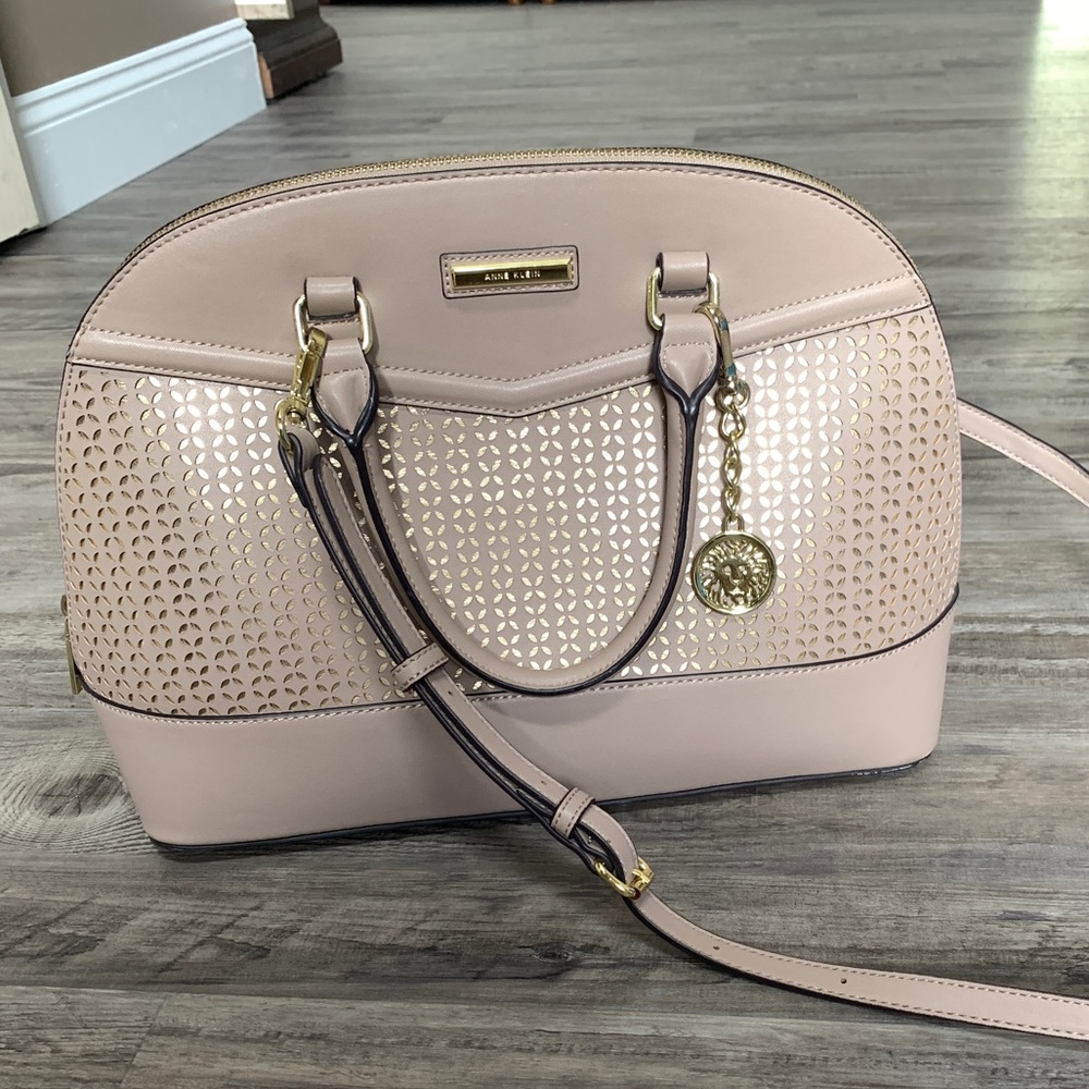 ANNE KLEIN Purse
